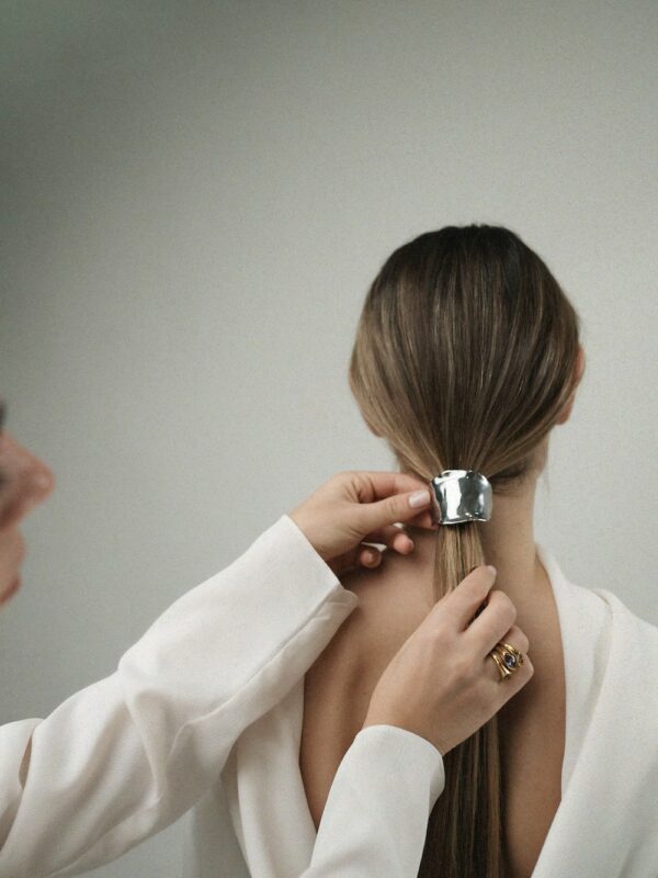 JON Hammered Silver pleated hair cuff - Image 3
