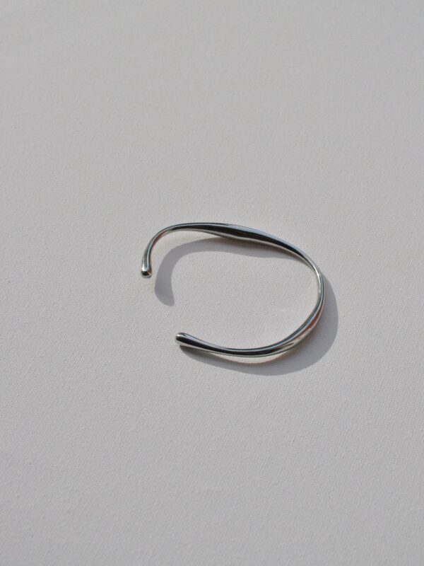 VJOSA – Silver plated minimal adjustable cuff bracelet